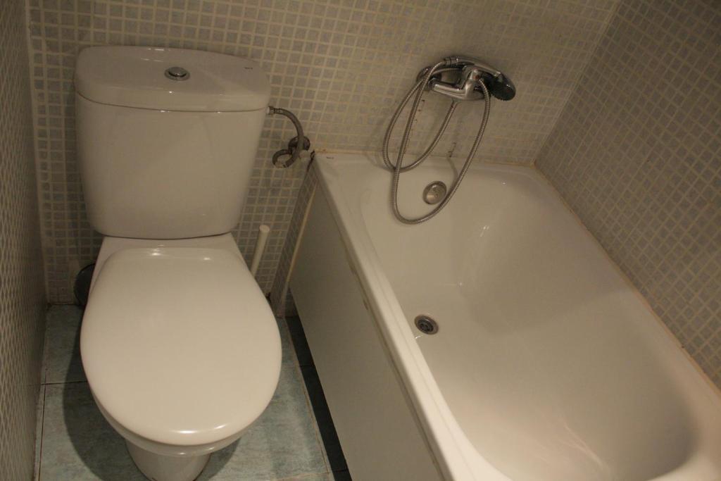 Hostal Baires Барселона Номер фото